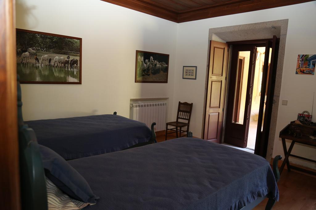 Quinta Dos Castanheiros Bed And Breakfast Понте-де-Ліма Номер фото