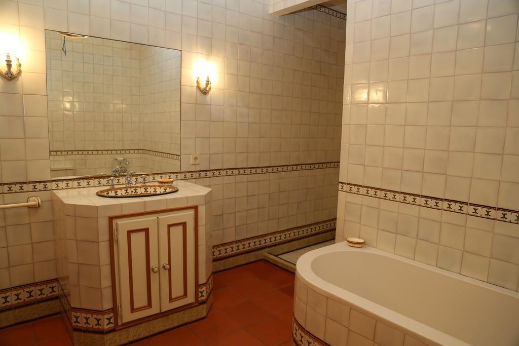Quinta Dos Castanheiros Bed And Breakfast Понте-де-Ліма Номер фото