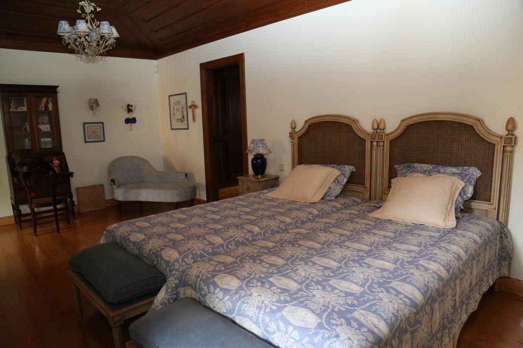 Quinta Dos Castanheiros Bed And Breakfast Понте-де-Ліма Номер фото